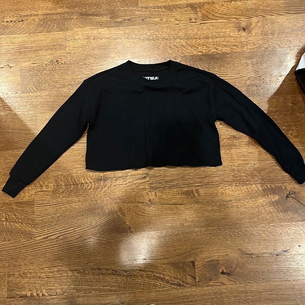 Girls Katie J NYC Black Cropped Long Sleeve Tee Size Extra Large